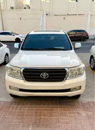 Toyota Land Cruiser 2008 — MzadQatar