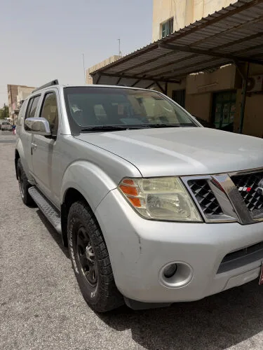 Nissan Pathfinder 2009 — MzadQatar