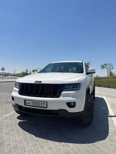 Jeep Cherokee 2012 — MzadQatar