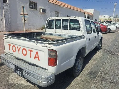 Toyota Hilux 2003 — MzadQatar