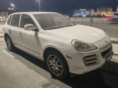Porsche Cayenne 2009 — MzadQatar