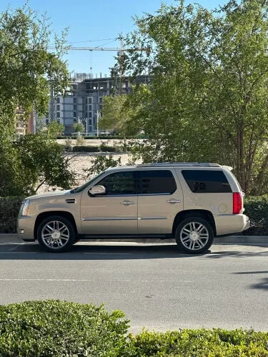 Cadillac Escalade 2012 — MzadQatar