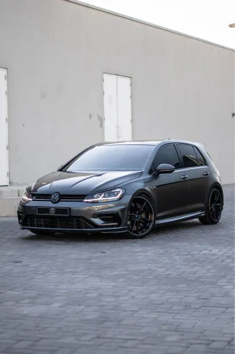 Volkswagen Golf R 2018 — MzadQatar