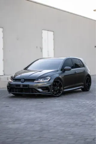 Volkswagen Golf R 2018 — MzadQatar