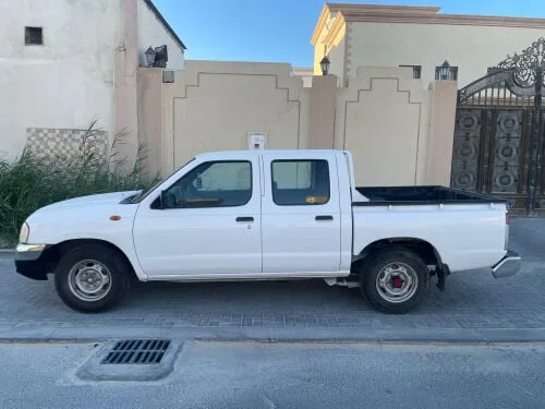 Nissan Pickup 2014 — MzadQatar