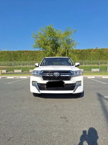 Toyota Land Cruiser 2011 — MzadQatar