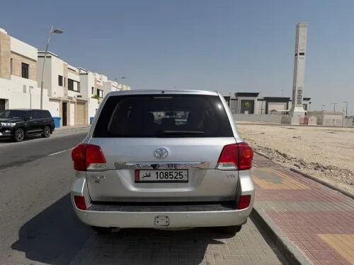 Toyota Land Cruiser 2012 — MzadQatar