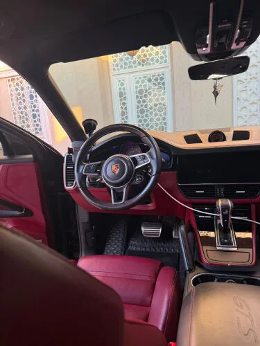 Porsche Cayenne 2021 — MzadQatar