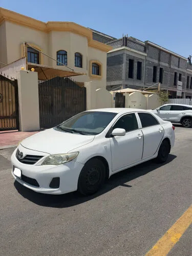 Toyota Corolla 2013 — MzadQatar