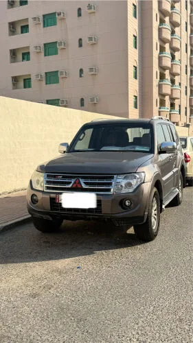 Mitsubishi Pajero 2012 — MzadQatar