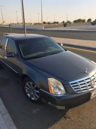 Cadillac Dts 2011 — MzadQatar