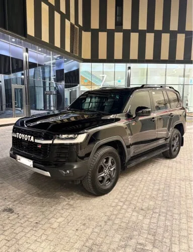 Toyota Land Cruiser 2023 — MzadQatar