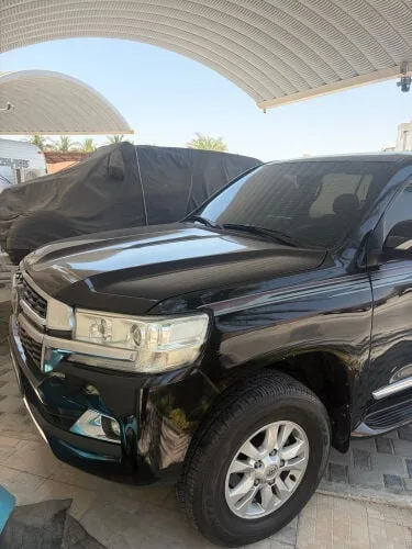 Toyota Land Cruiser 2010 — MzadQatar