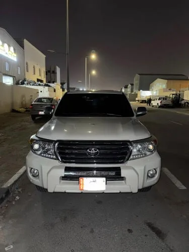Toyota Land Cruiser 2014 — MzadQatar