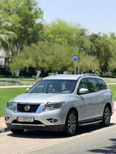 Nissan Pathfinder 2015 — MzadQatar