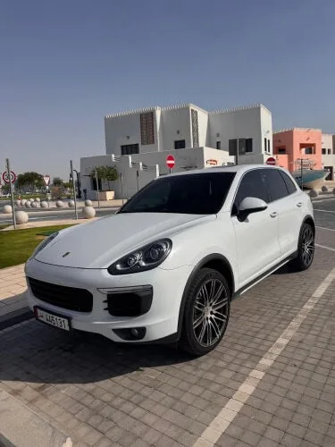 Porsche Cayenne 2015 — MzadQatar