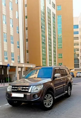 Mitsubishi Pajero 2014 — MzadQatar