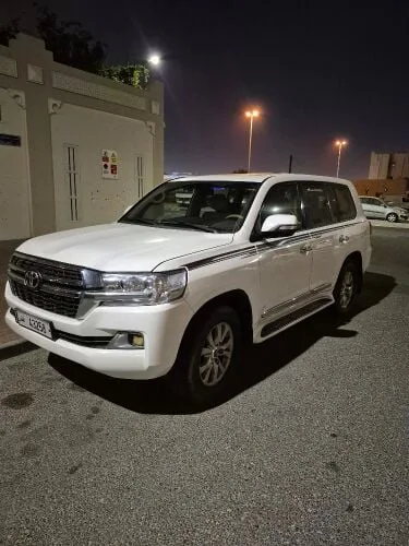 Toyota Land Cruiser 2023 — MzadQatar