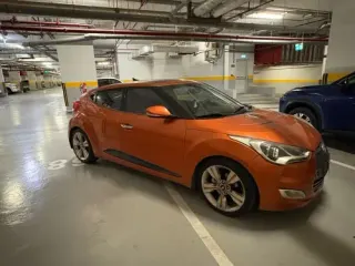 Hyundai Veloster 2017 — MzadQatar