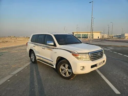 Toyota Land Cruiser 2014 — MzadQatar