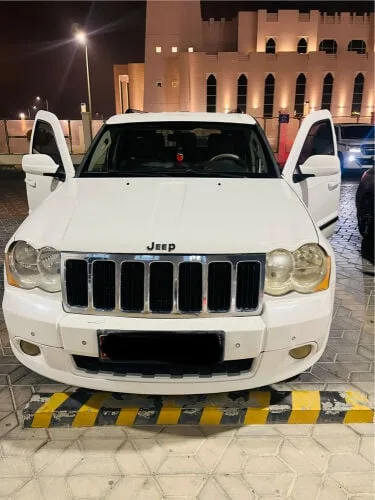 Jeep Grand Cherokee 2008 — MzadQatar