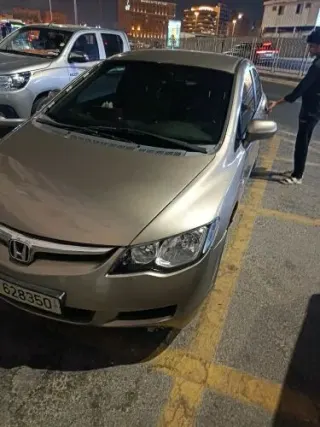 Honda Civic 2008 — MzadQatar