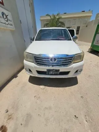 Toyota Hilux 2015 — MzadQatar