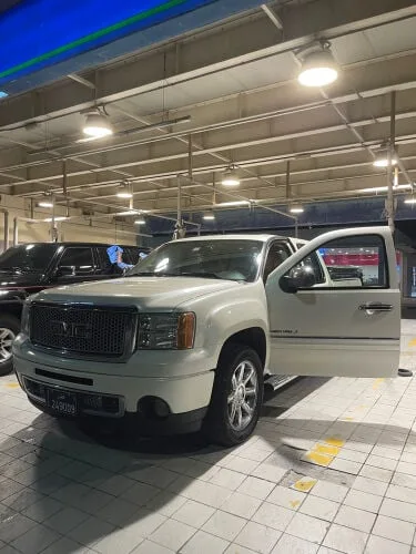 GMC Sierra 2013 — MzadQatar