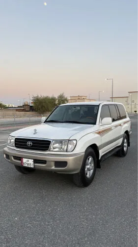 Toyota Land Cruiser 1999 — MzadQatar