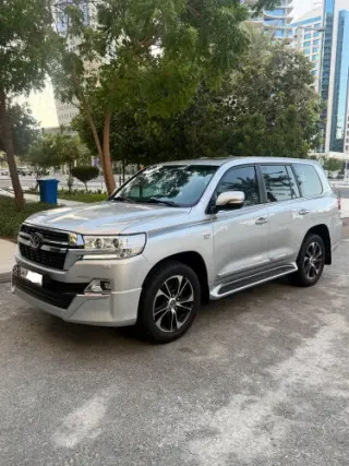 Toyota Land Cruiser 2018 — MzadQatar