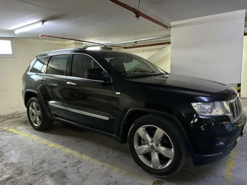 Jeep Grand Cherokee 2012 — MzadQatar