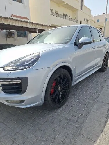 Porsche Cayenne 2016 — MzadQatar
