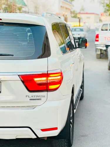 Nissan Patrol 2010 — MzadQatar