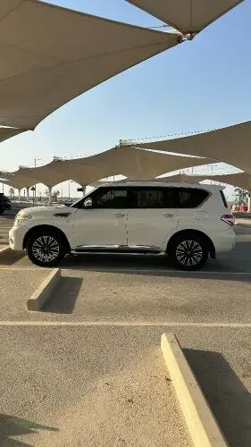 Nissan Patrol 2010 — MzadQatar