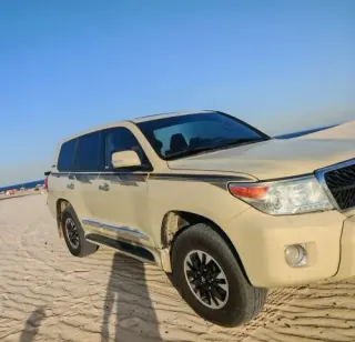 Toyota Land Cruiser 2015 — MzadQatar