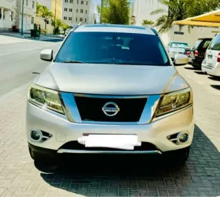Nissan Pathfinder 2014 — MzadQatar