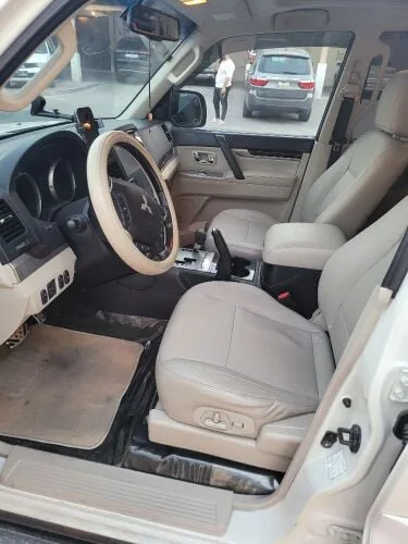 Mitsubishi Pajero 2010 — MzadQatar