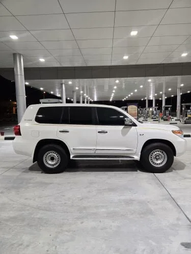 Toyota Land Cruiser 2014 — MzadQatar