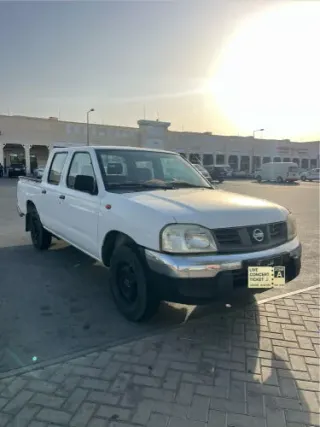 Nissan Pickup 2015 — MzadQatar