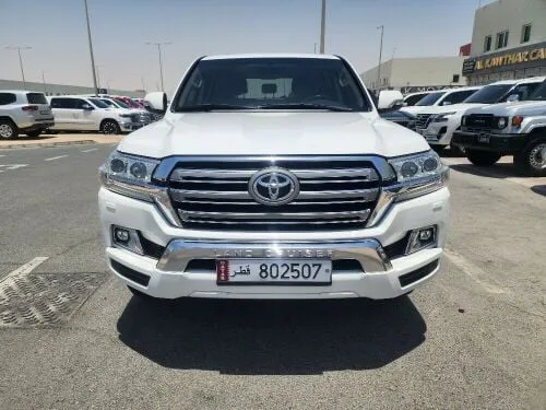 Toyota Land Cruiser 2018 — MzadQatar