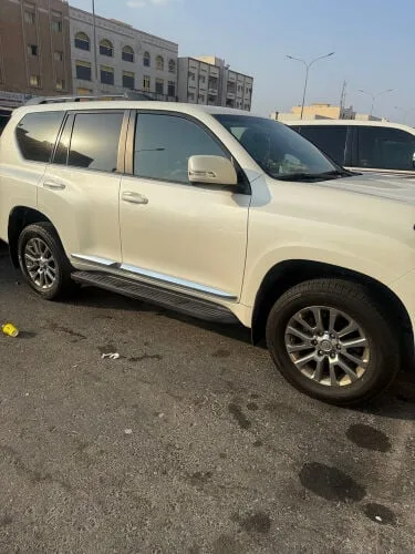 Toyota Prado 2019 — MzadQatar