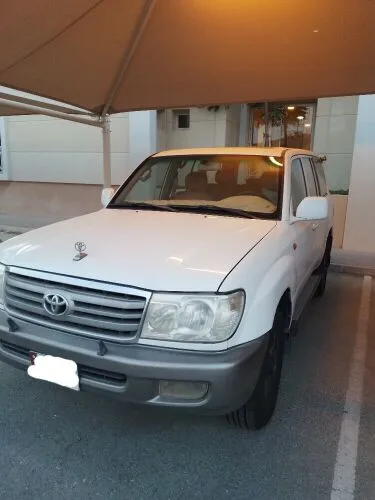 Toyota Land Cruiser 2002 — MzadQatar