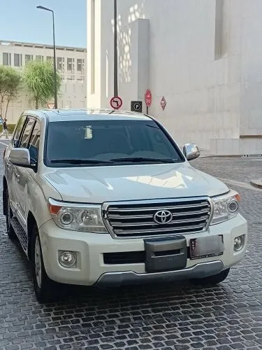 Toyota Land Cruiser 2015 — MzadQatar