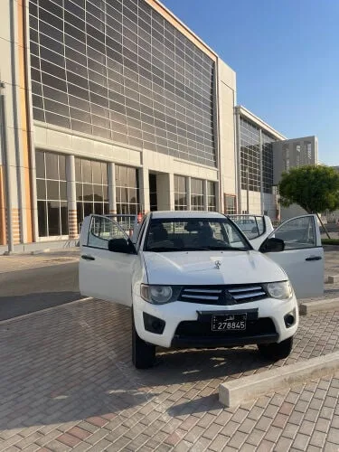 Mitsubishi L200 2015 — MzadQatar