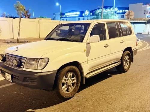 Toyota Land Cruiser 2003 — MzadQatar