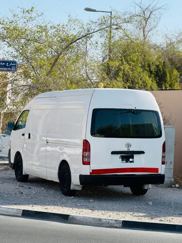 Toyota Hiace 2013 — MzadQatar