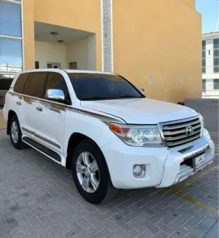 Toyota Land Cruiser 2016 — MzadQatar