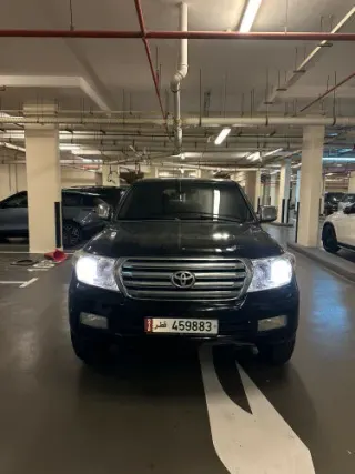 Toyota Land Cruiser 2010 — MzadQatar