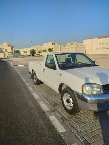 Nissan Pickup 2014 — MzadQatar
