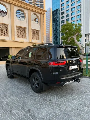 Toyota Land Cruiser 2023 — MzadQatar